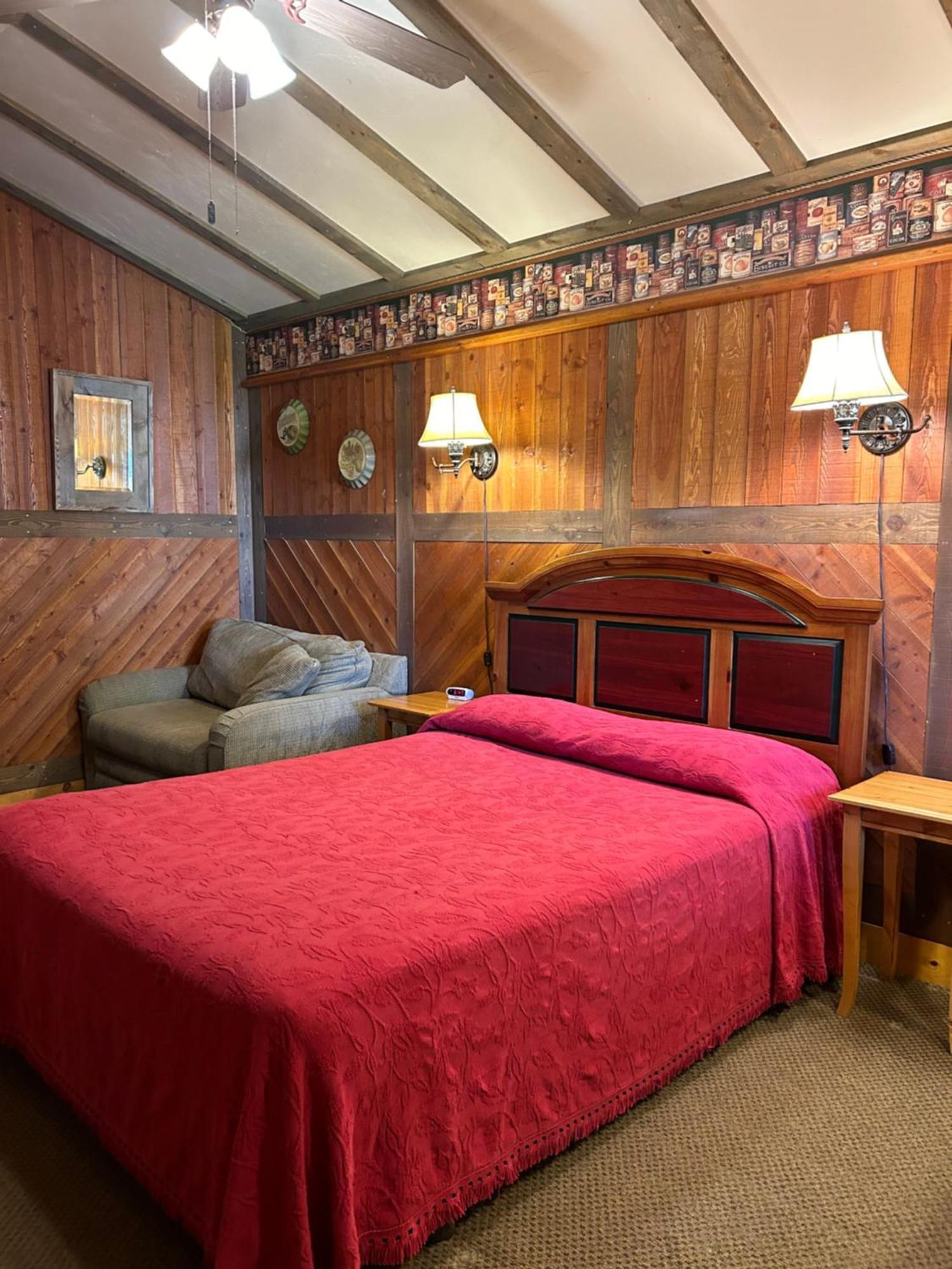 Moore'S Old Pine Inn Marysvale Kültér fotó
